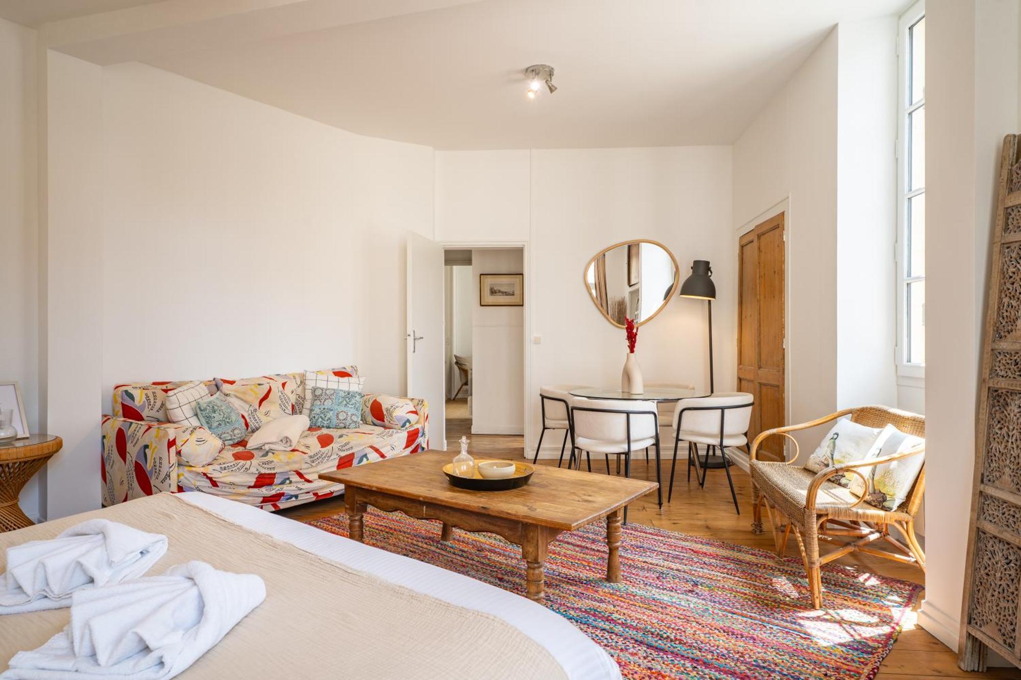 Appartement En Centre De Bordeaux